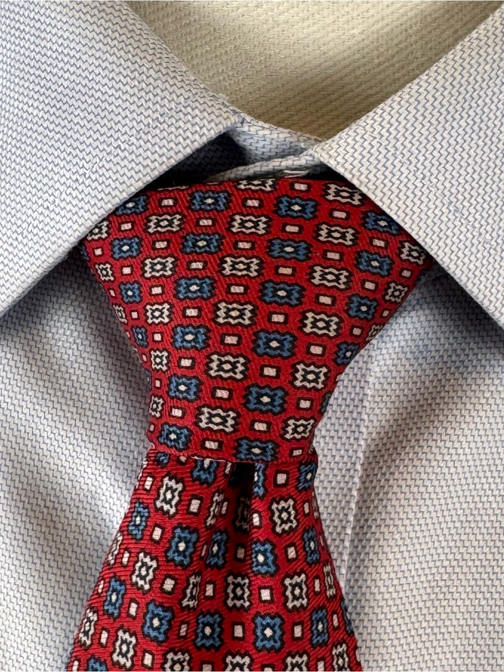 Brooks Brothers Men’s Necktie VTG Red Geometric Silk Tie Blue & Gray Accents
